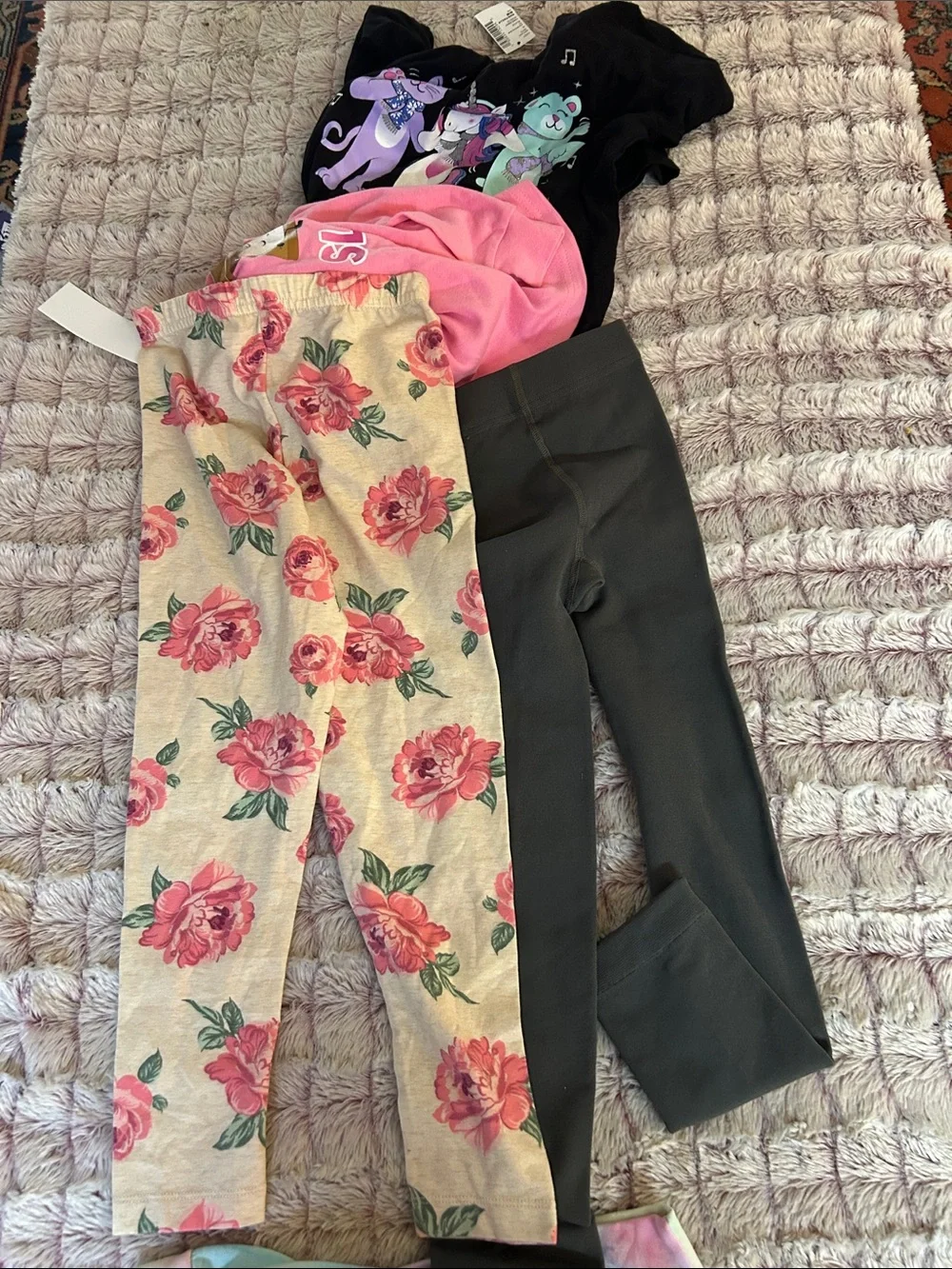 5pcs   Mixed Pj , leggings, top & hoodie size 7-8 or medium 
Custom Variety Pack - Picture 7 of 7